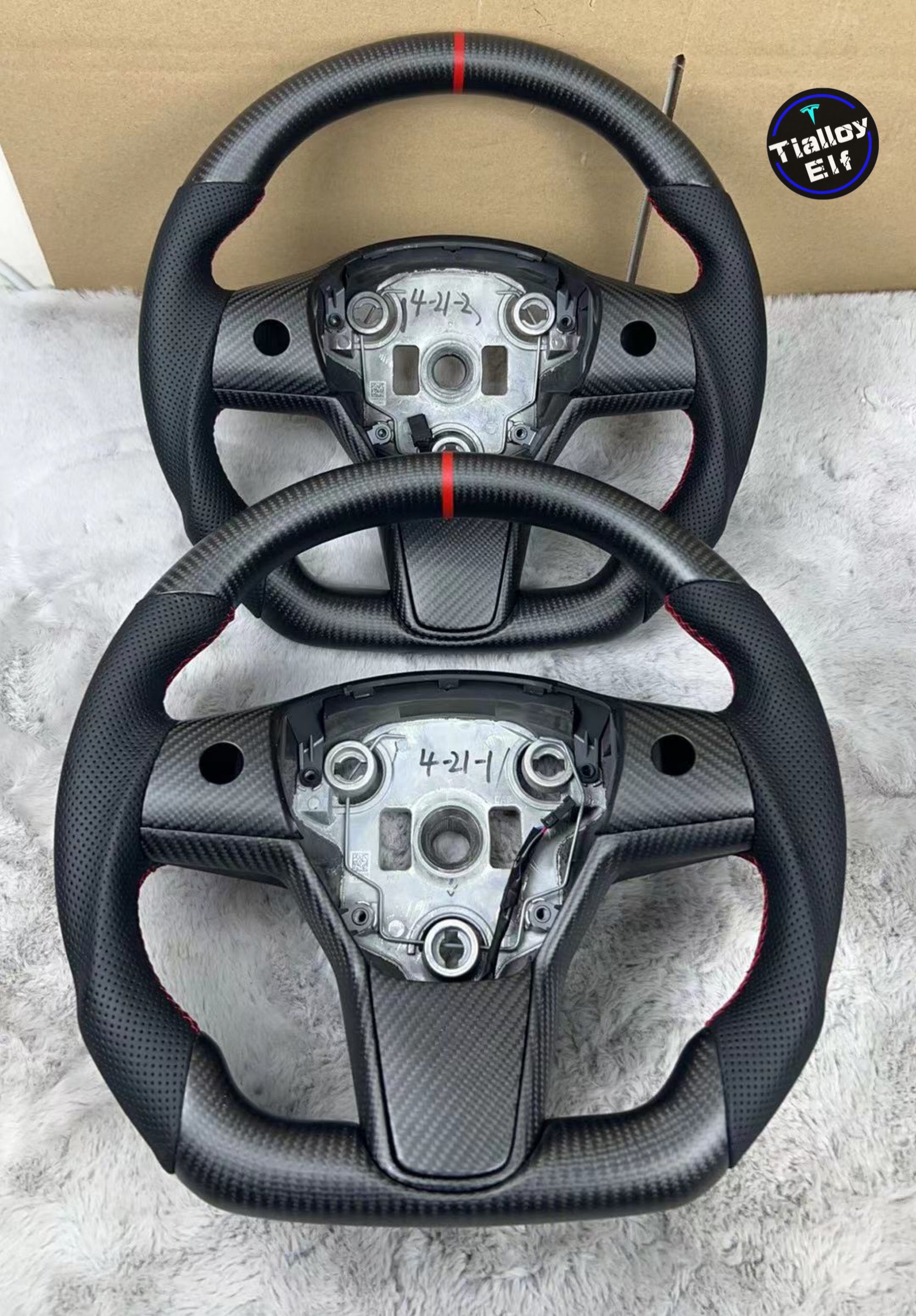 3/Y Matte perforated steering wheel Tialloyelf