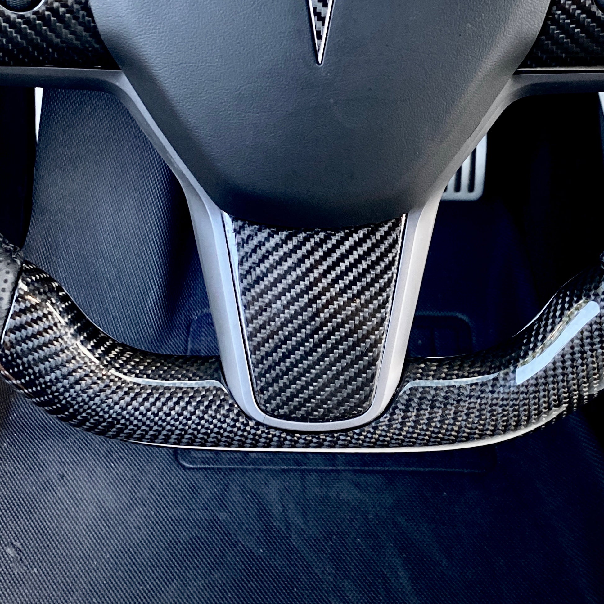 Model 3 & Y - Sport Grip Steering Wheel - Real Molded Carbon Fiber Jean