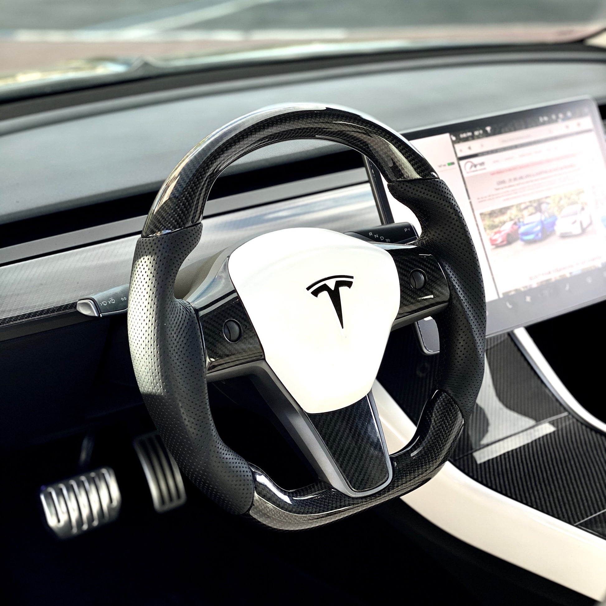 Model 3 & Y - Sport Grip Steering Wheel - Real Molded Carbon Fiber Jean