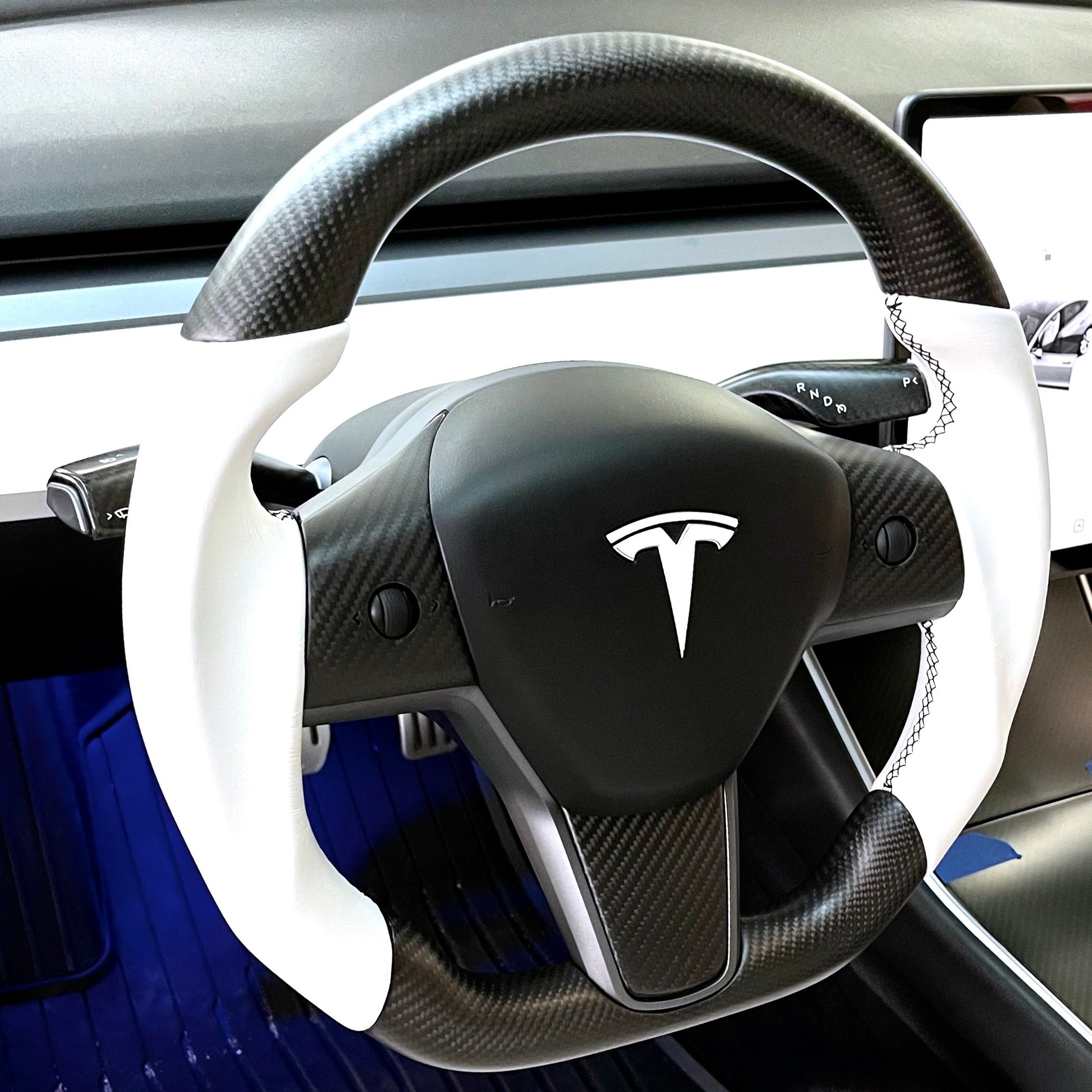 Model 3 & Y - Sport Grip Steering Wheel - Real Molded Carbon Fiber Jean